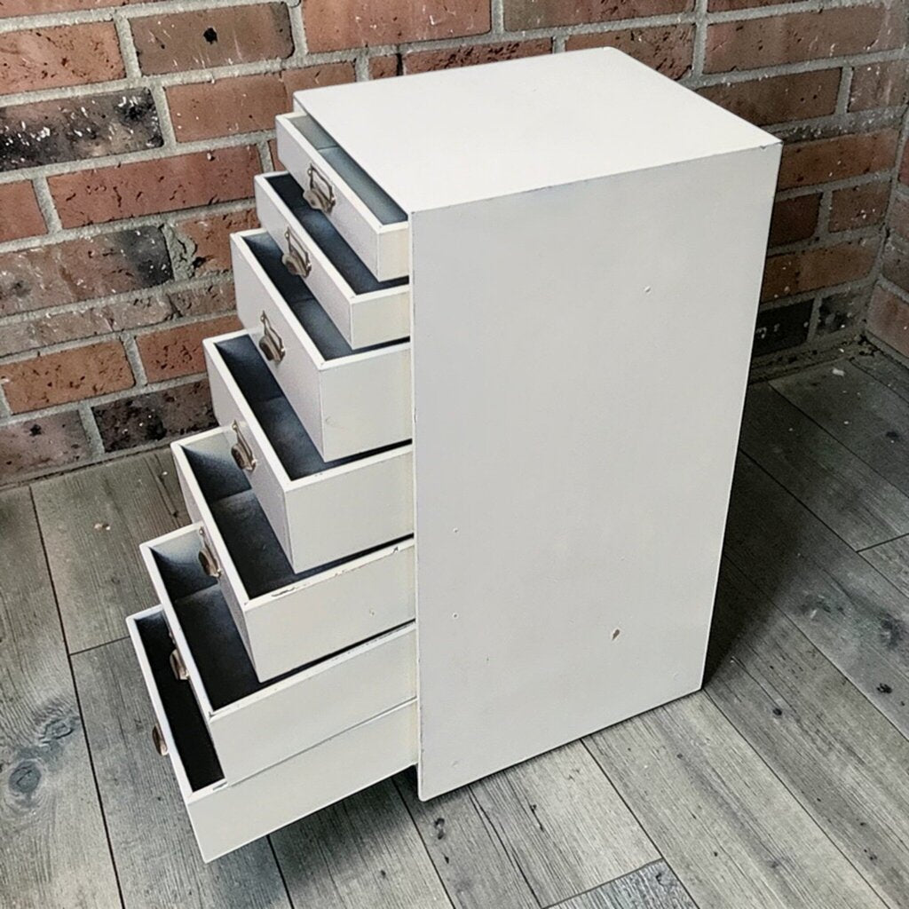 7861 White 7 Drawer Organizer Chest
