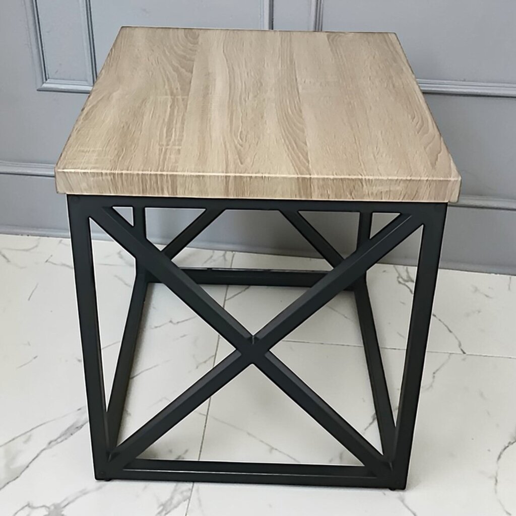 7866 Farmhouse Metal and Woodgrain SIde Table