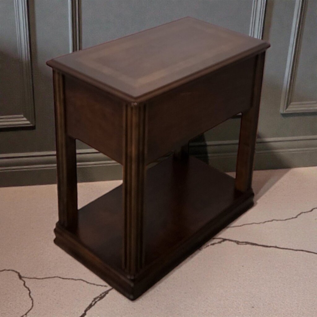 7874 Traditional Wood End Table with Drawer