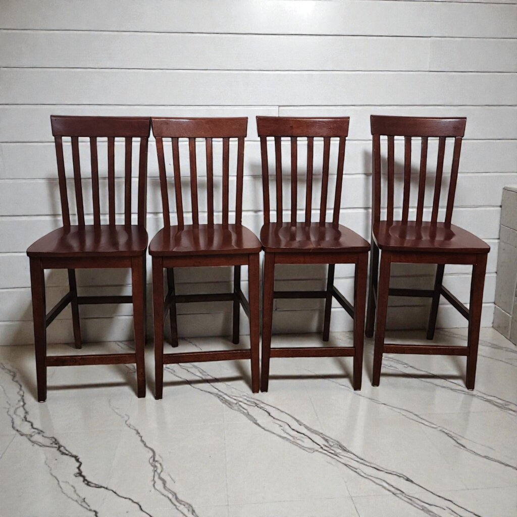7917 Cherry Pub #Table with 4 Windsor Chairs