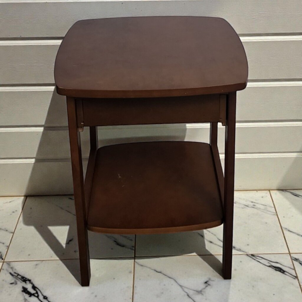 7937 Winsome Wood Eugene Accent Table