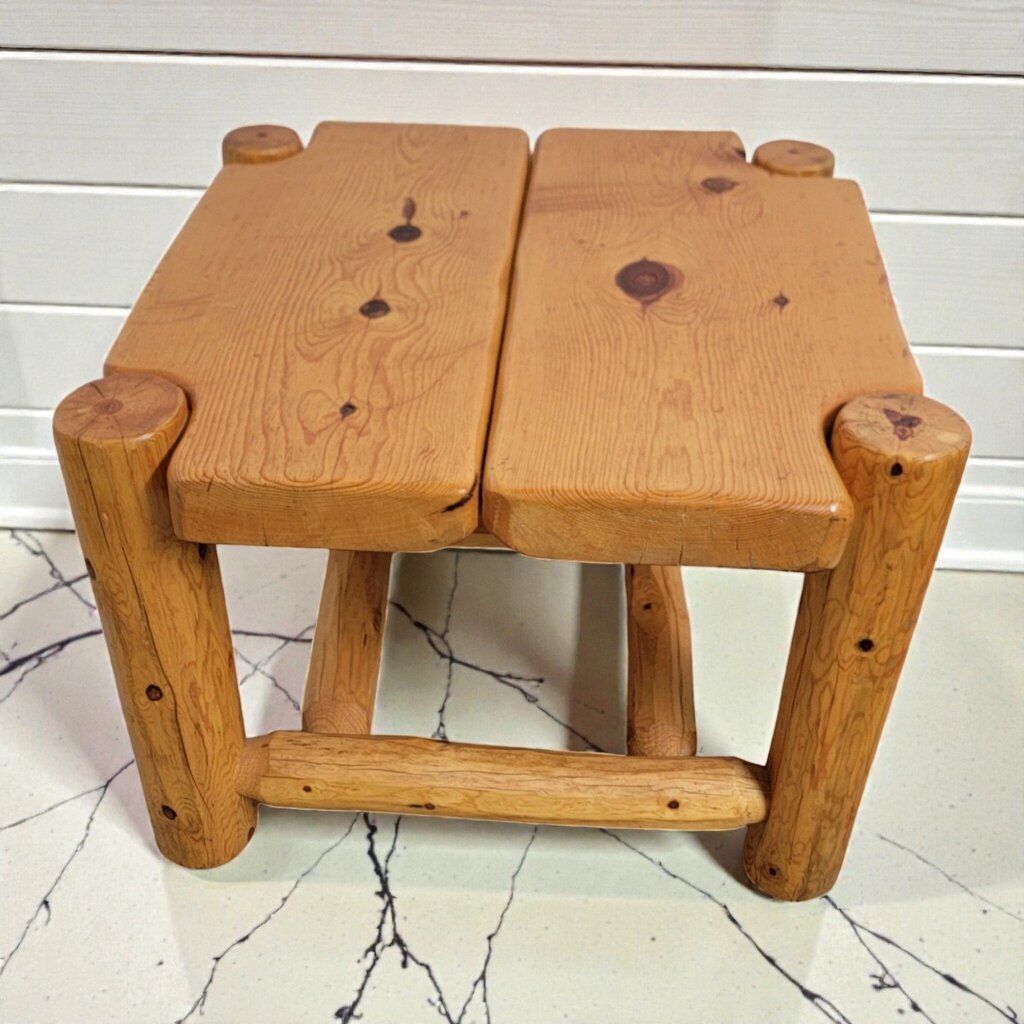 7968 Handcrafted Rustic Pine Log Side #Table