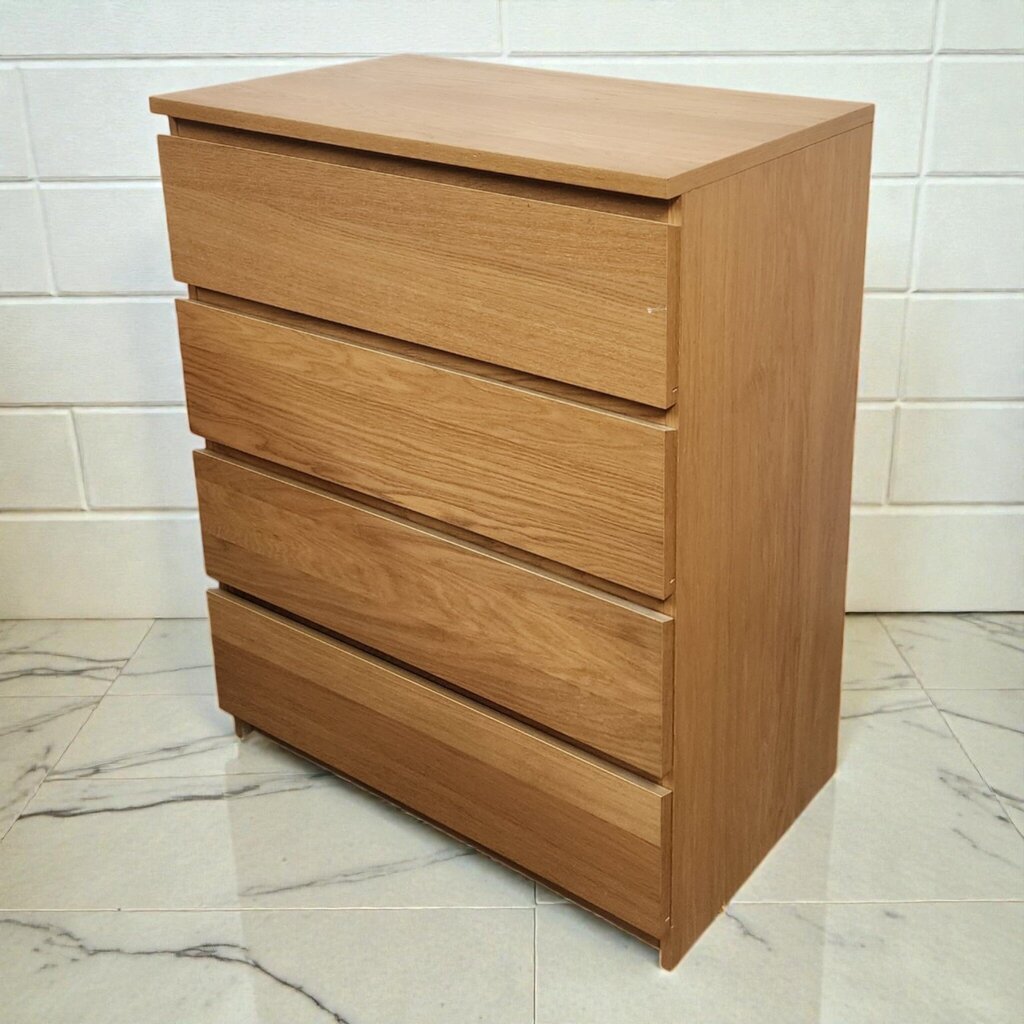 7996 Contemporary Blonde 4 Drawer Chest