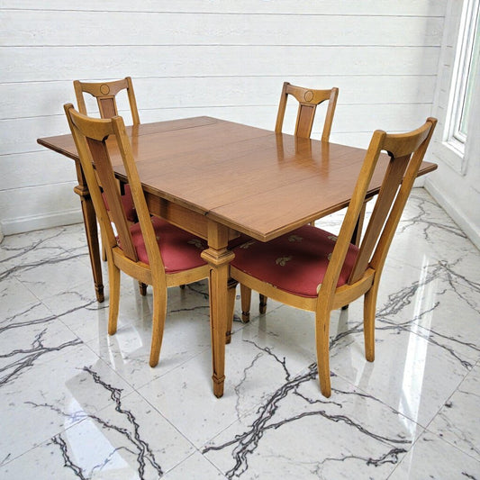 8046 Regal Furniture Mid-Century American Traditional Extension Dining #Table with 4 Chairs
