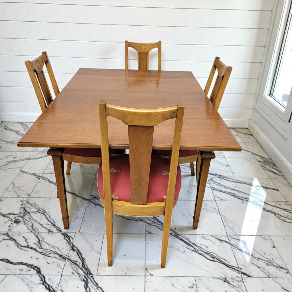8046 Regal Furniture Mid-Century American Traditional Extension Dining #Table with 4 Chairs