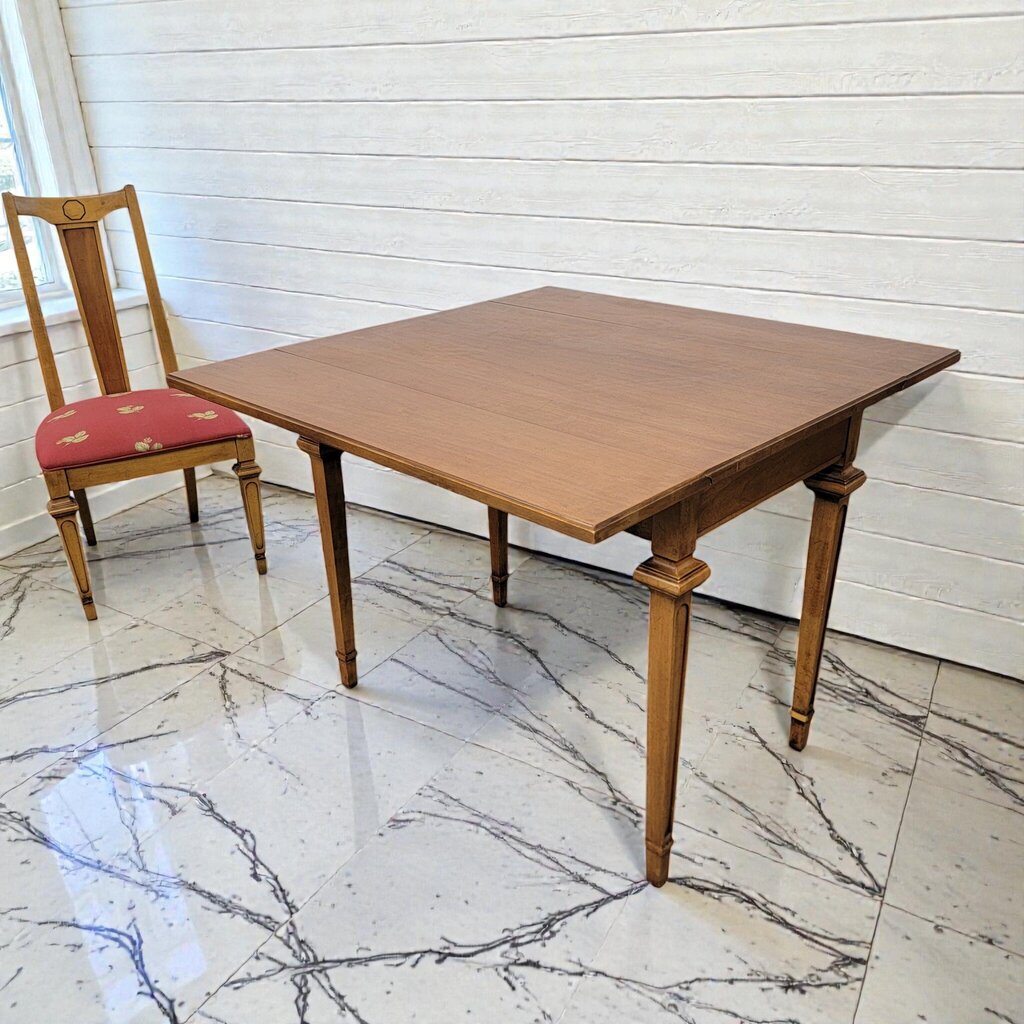 8046 Regal Furniture Mid-Century American Traditional Extension Dining #Table with 4 Chairs