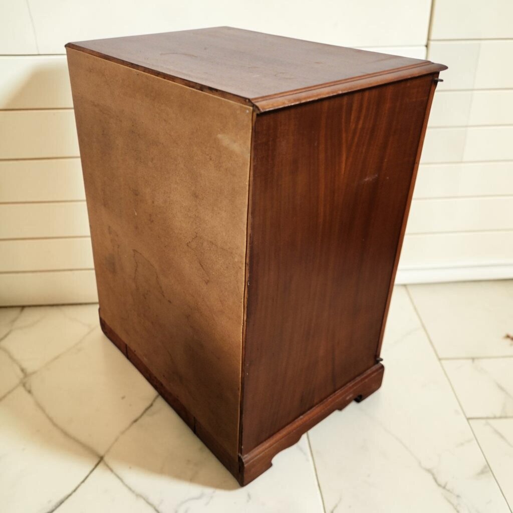 8107 Vintage Mahogany Book Matched 2 Door #Cabinet ~ FURNITURE