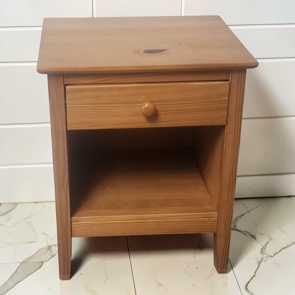 8120 Shaker Style Wood Side Table with Drawer