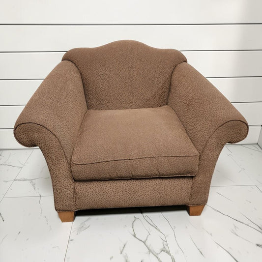 8178 Brown Patterned Camelback #Armchair