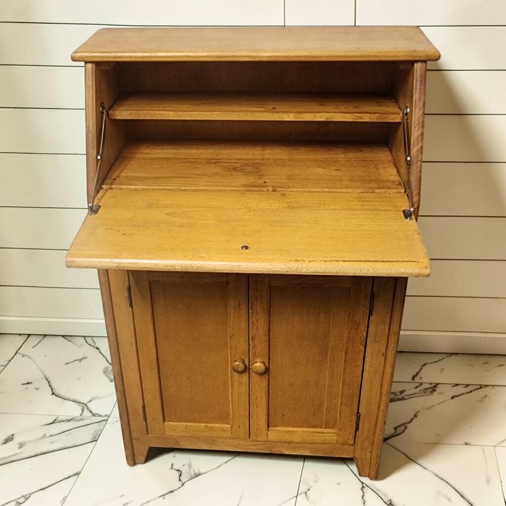 8213 Vintage Shaker-Style Slant-Front Secretary Desk
