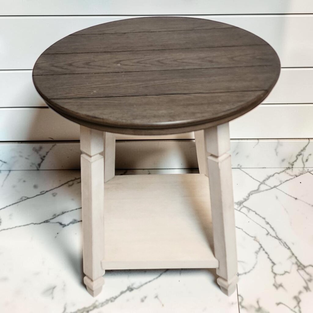 8239-8240 Ashley Bolanbrook End #Table