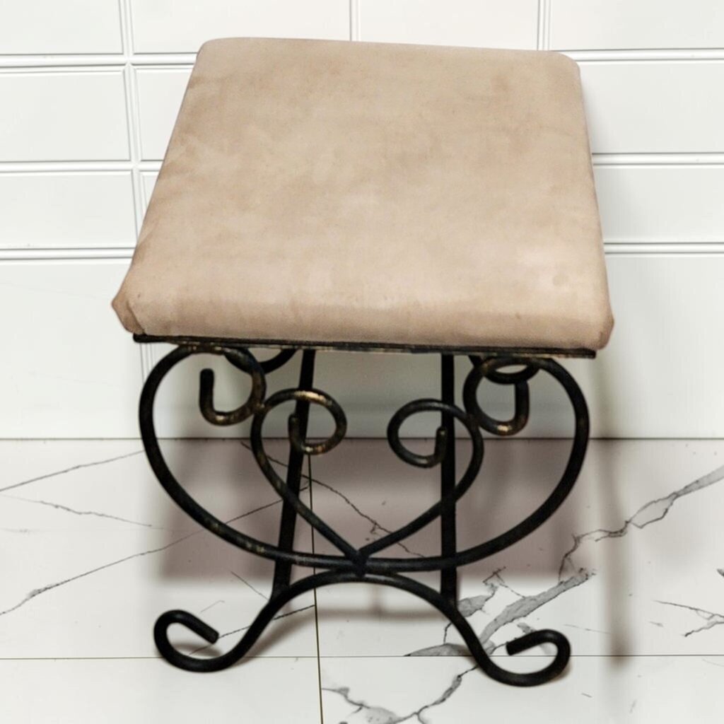 8247 Wrought Iron Scrollwork Vanity Stool