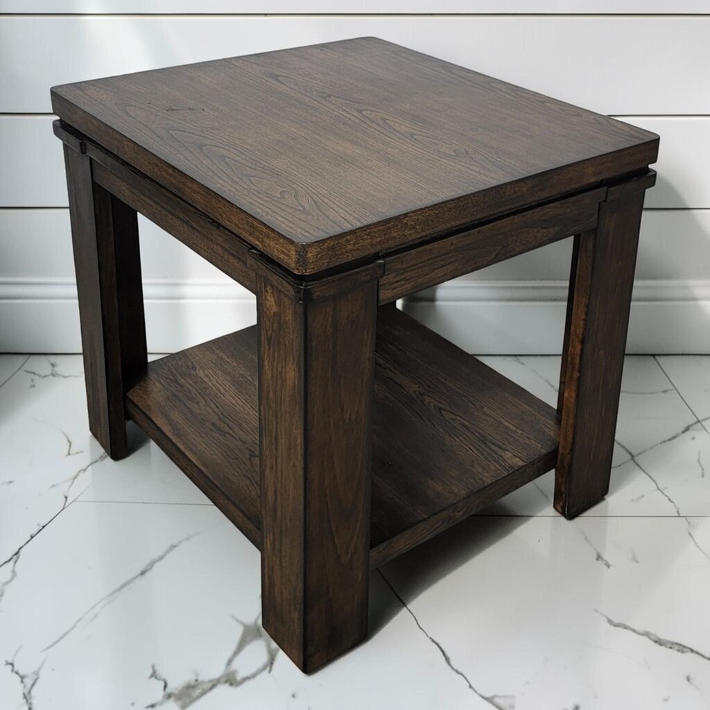 8267 Gavelston End Table