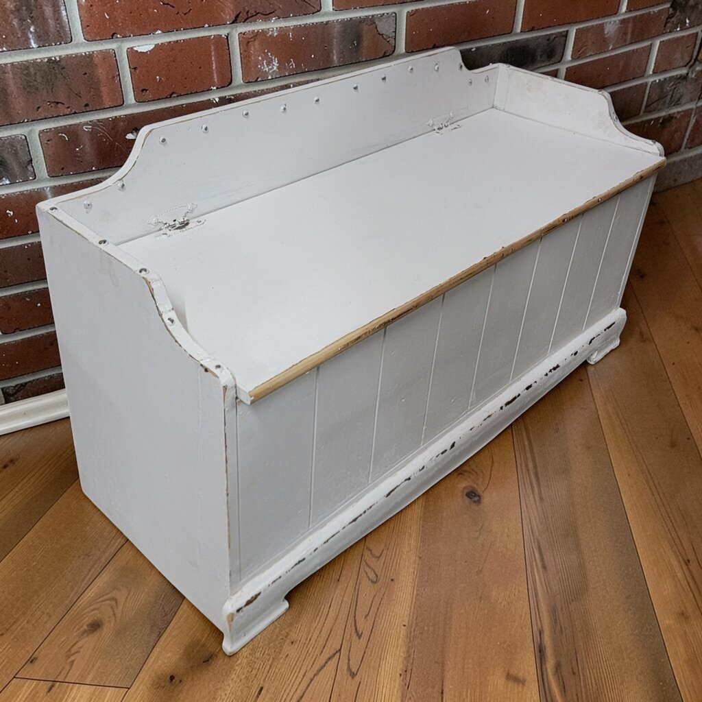 8271 Distressed White Wooden Storage Entryway #Bench
