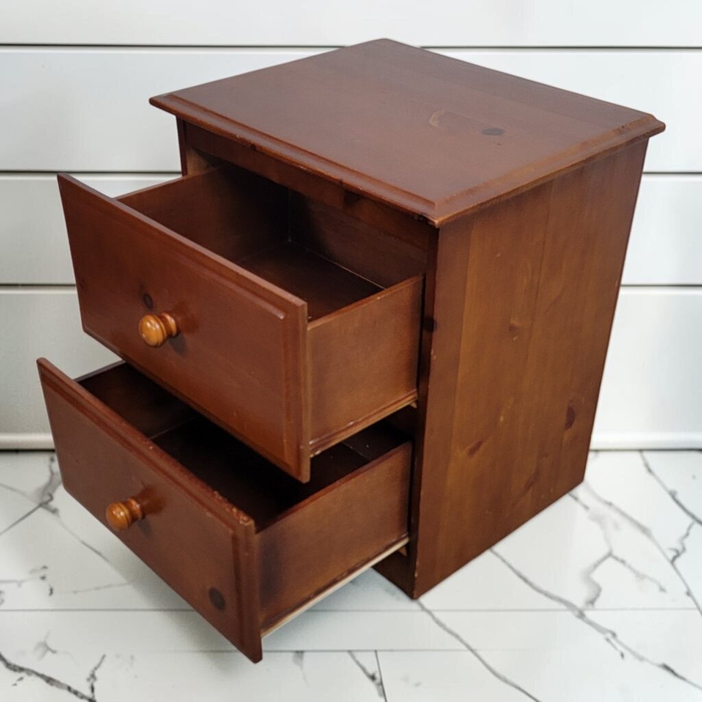 8286 Traditional 2-Drawer Pine Nightstand ~ FURNITURE