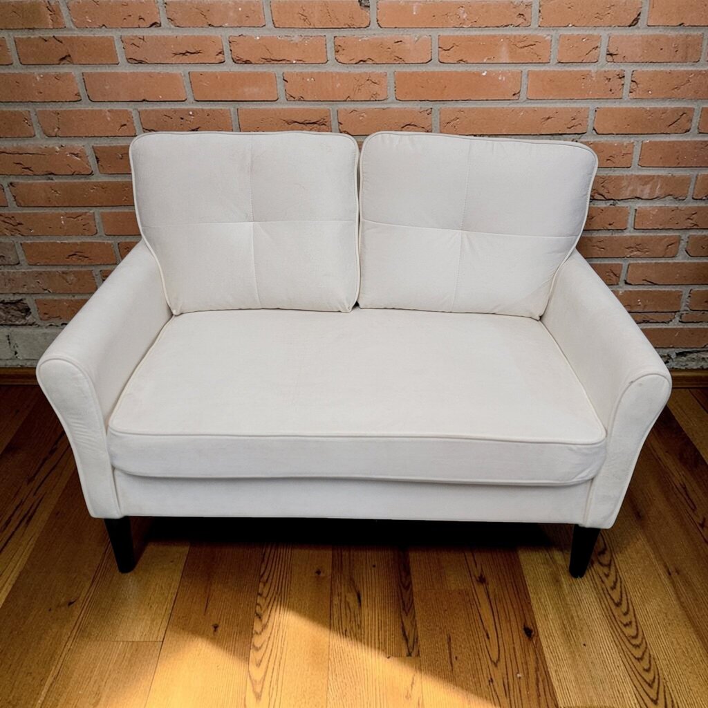 8301 Contemporary Cream Upholstered #Loveseat