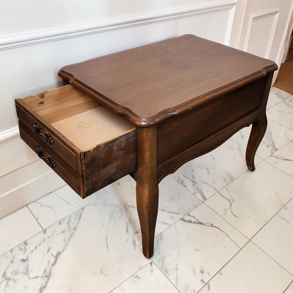 8318 Queen Anne Side Table with Drawer ~ FURNITURE