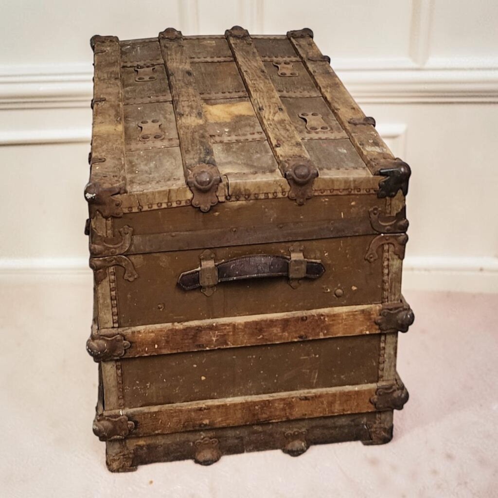 8337 Antique Canvas and Wood Slat Steamer Trunk * 3 - Consignor