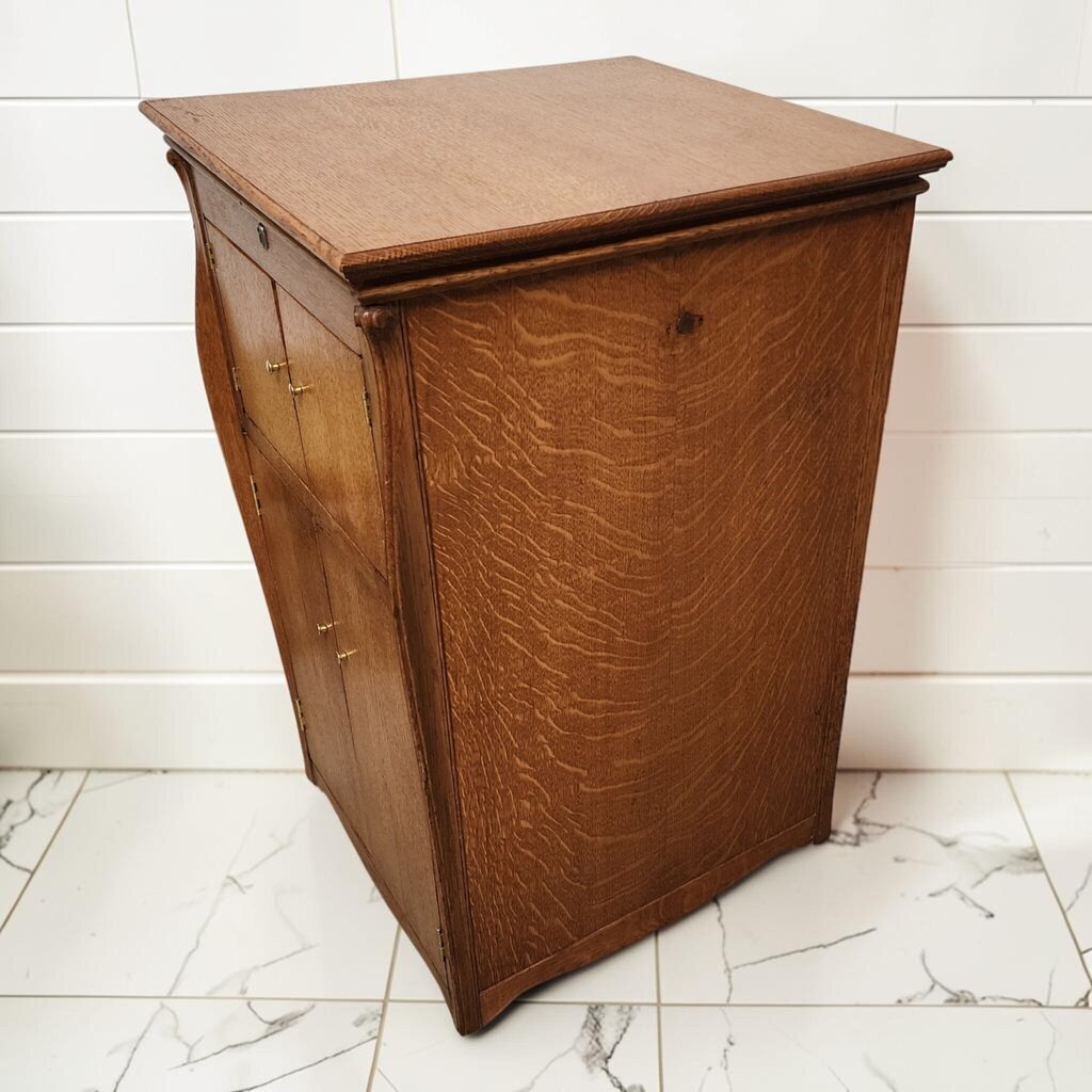 8352 Antique Quartersawn Oak Phonograph #Cabinet ~ FURNITURE