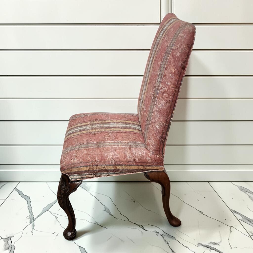 8357 Vintage Queen Anne Style Carved Upholstered Side #Chair