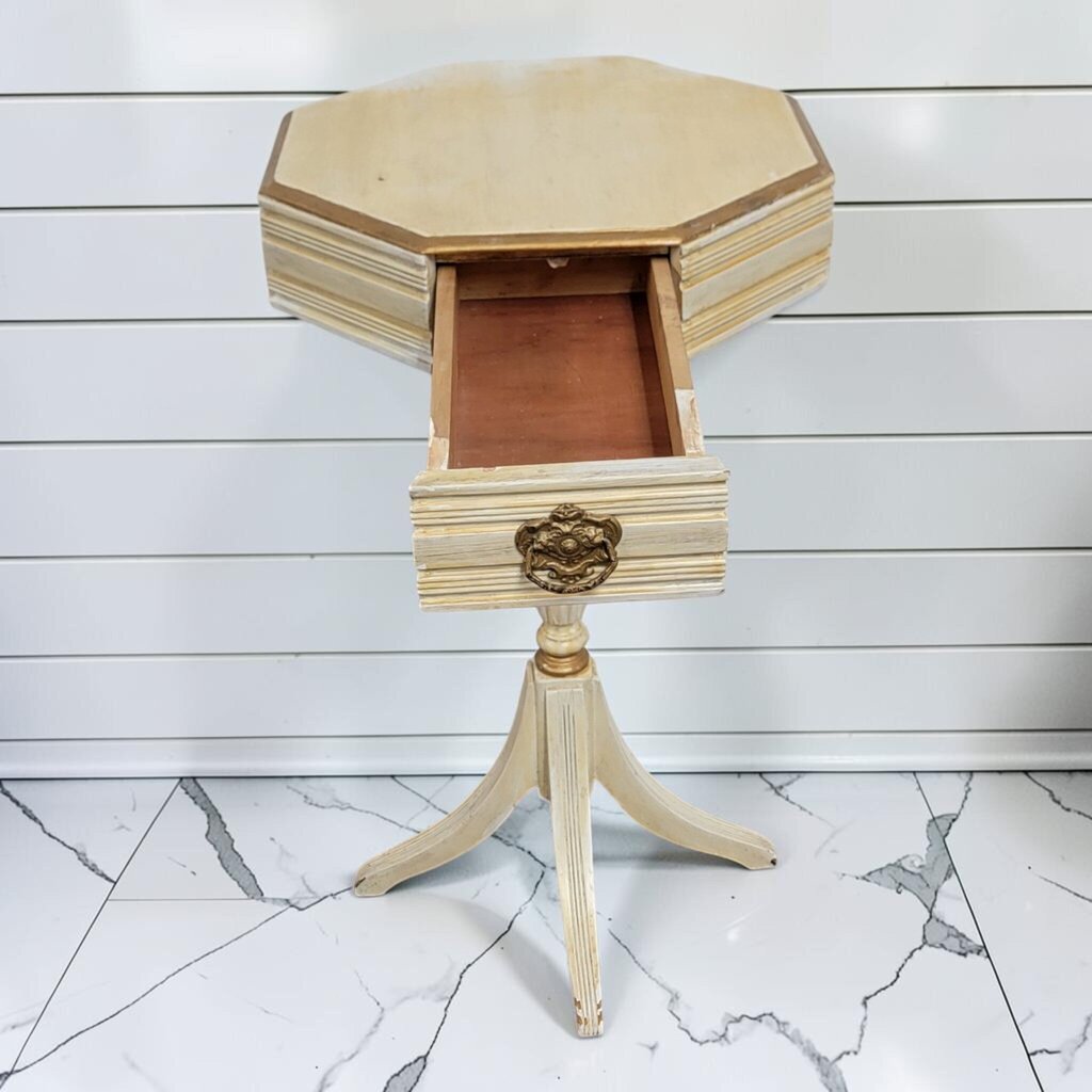 8403 Vintage Octagonal Gilt- Accented Pedestal #Table