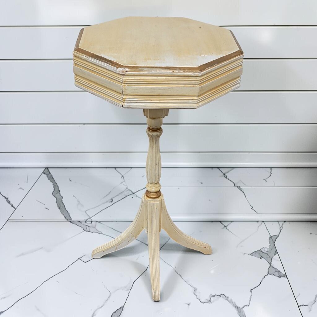 8403 Vintage Octagonal Gilt- Accented Pedestal #Table