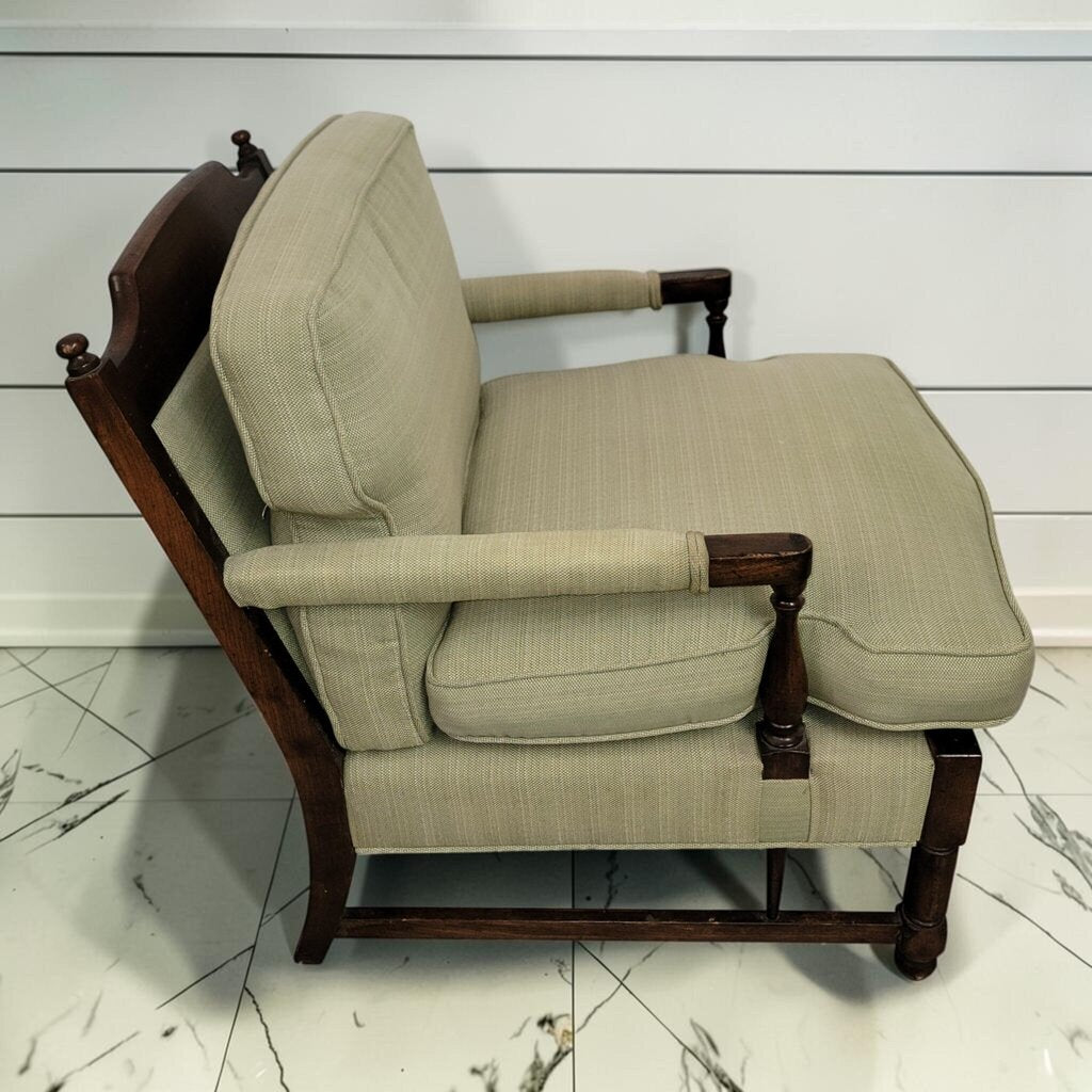 8433 Mid-Century Early American Colonial Revival Lounge #Chair ~ FURNITURE