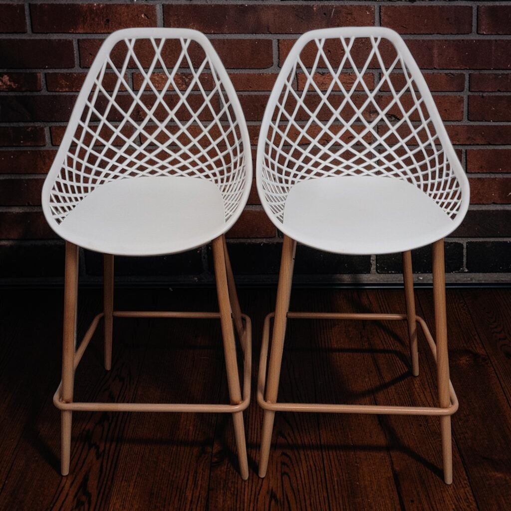 8437-8438 Contemporary White Lattice-Back Bar Stool Used ~ FURNITURE