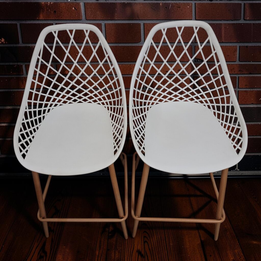 8437-8438 Contemporary White Lattice-Back Bar Stool ~ FURNITURE