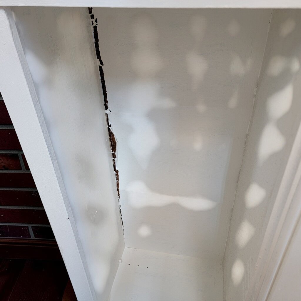 8486 White 3 Shelf Bookcase