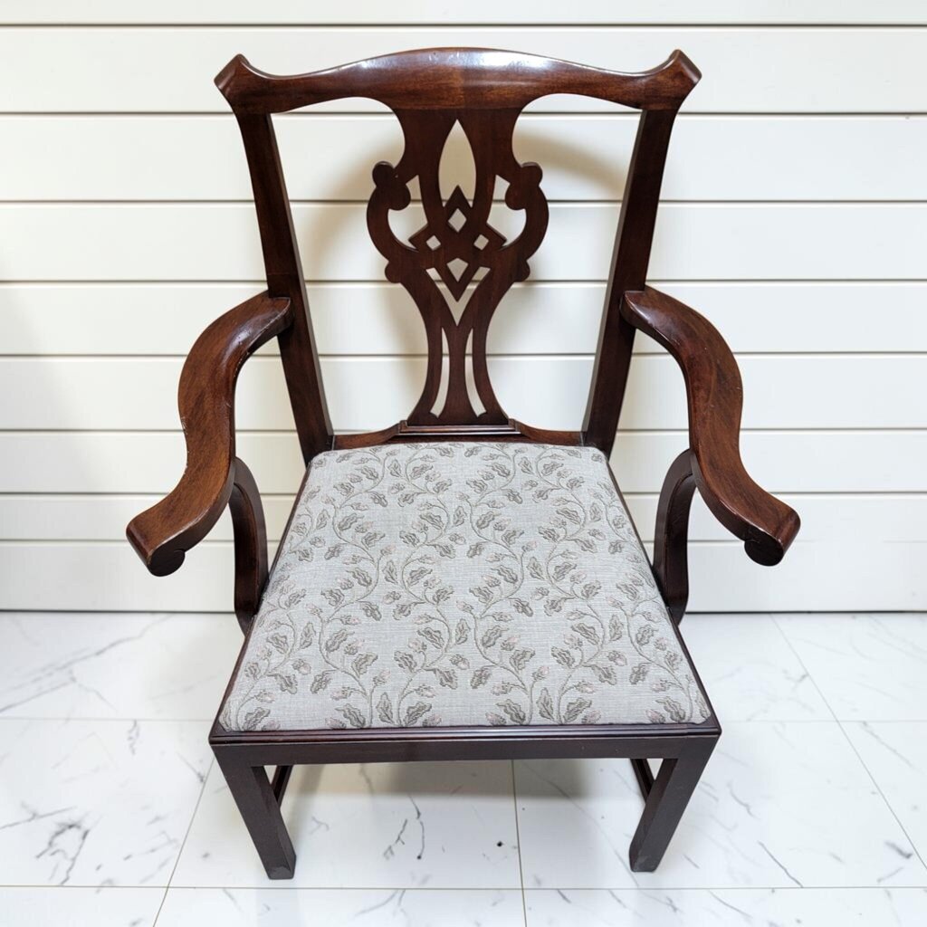 8503 Vintage Chippendale Style Pierced Splat #Armchair