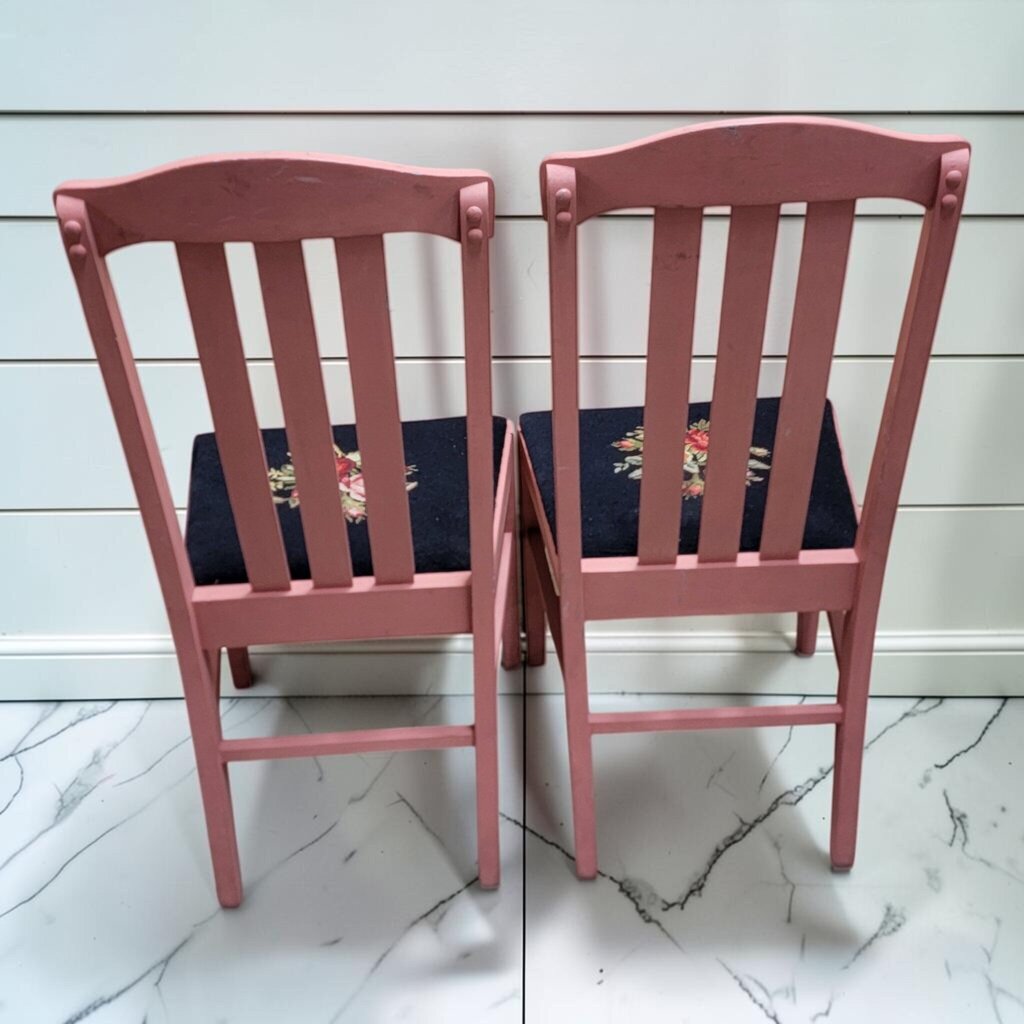 8510-8511 Coral Needlepoint #Chair