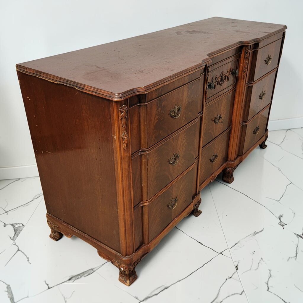 8526 Vintage Serpentine Mahogany Triple #Dresser
