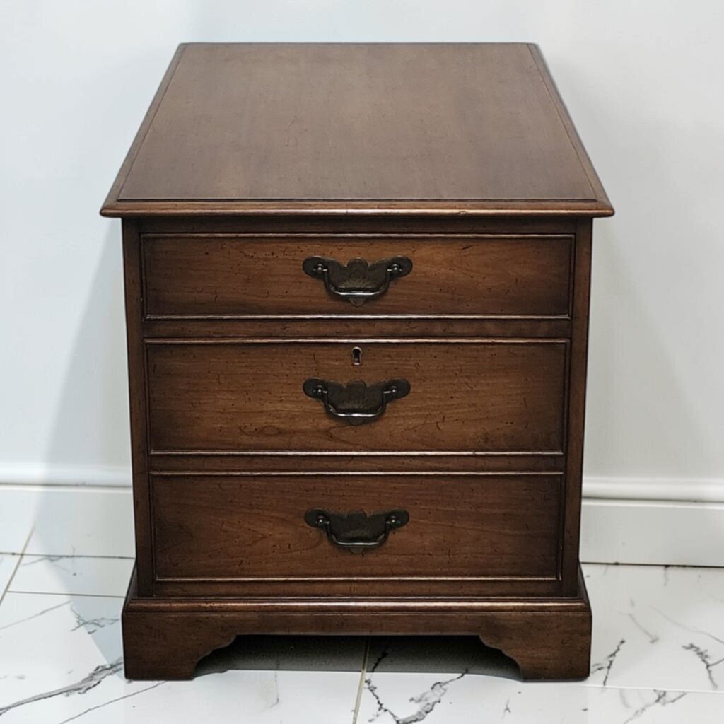 8544 Hekman Furniture Traditional Mahogany File Chest