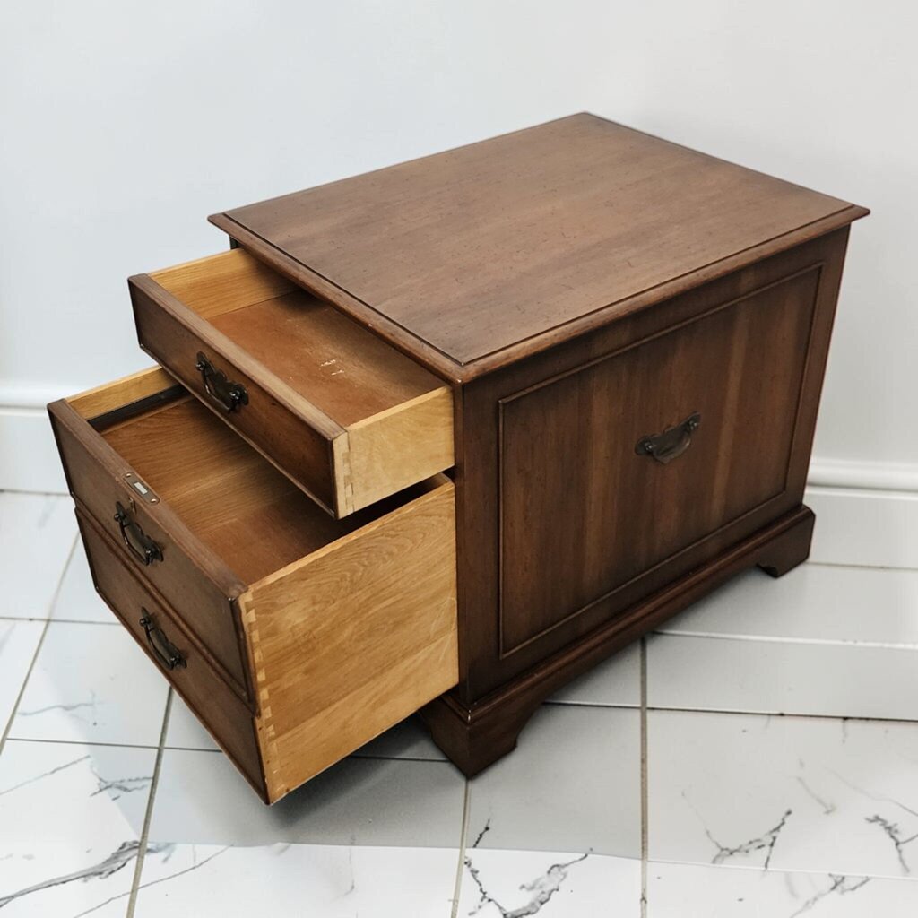 8544 Hekman Furniture Traditional Mahogany File Chest