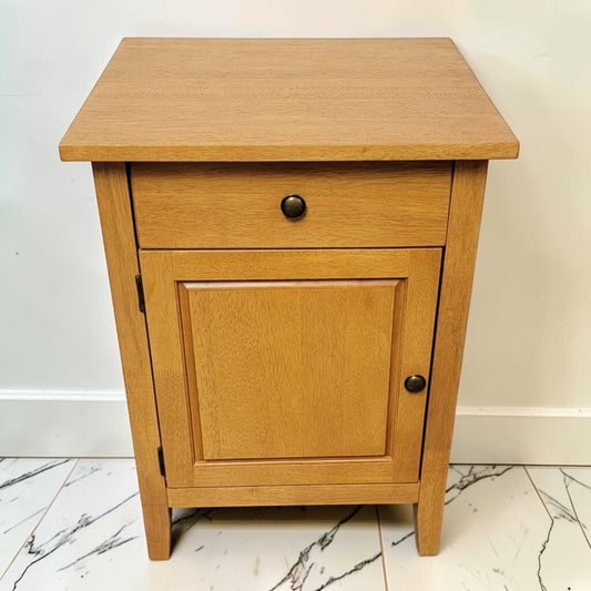 8547 Honey Oak Single- Drawer Nightstand with Cabinet