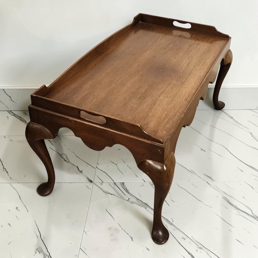 8565 Queen Anne Style Mahogany Tray-Top Coffee #Table