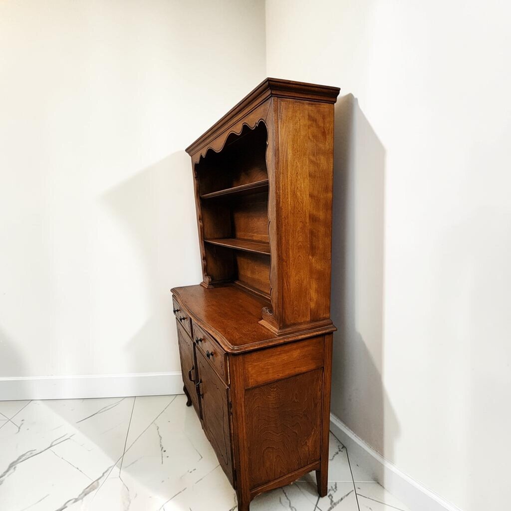 8577 Mid-Century French Provincial Cherry Wood #Hutch