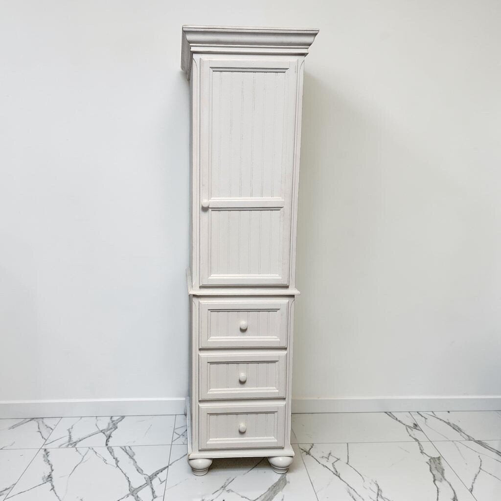 8582 White Bead Board Linen #Cabinet