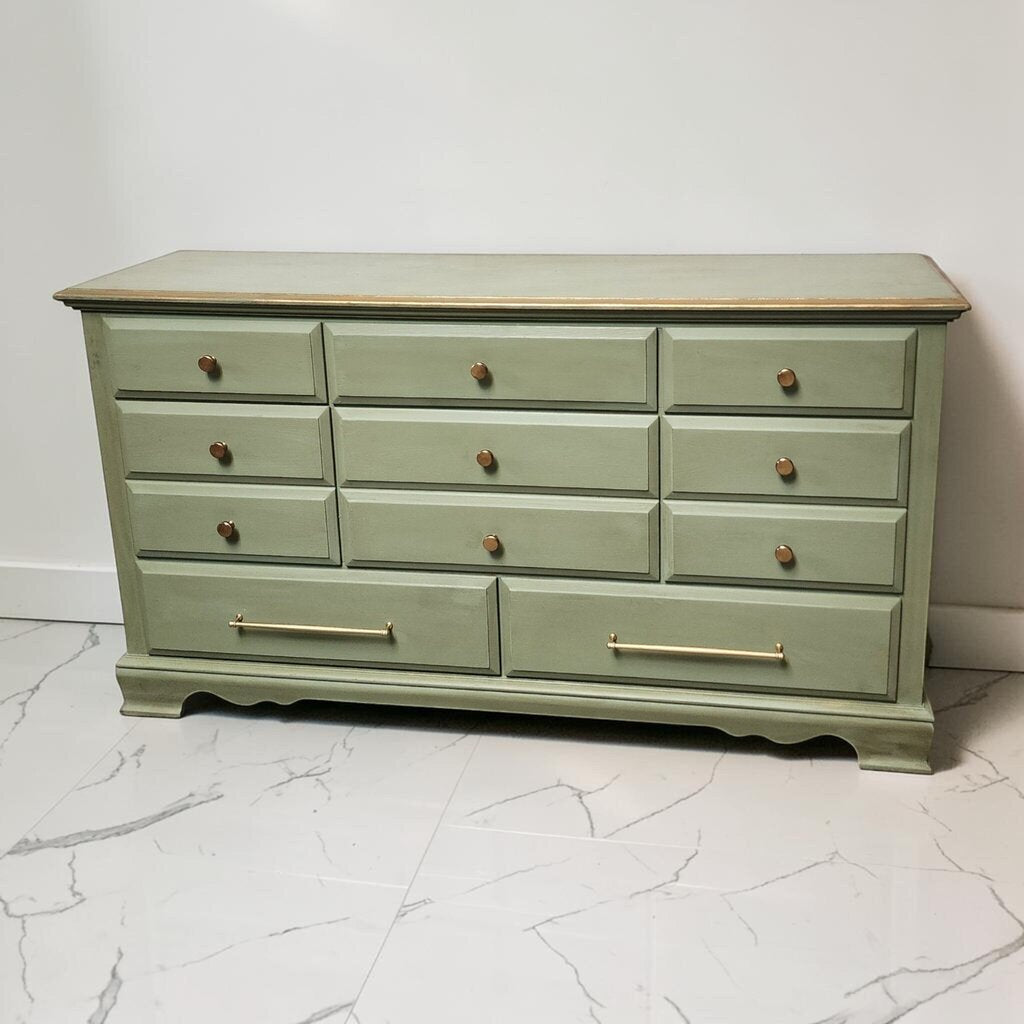 8585 Shabby Sage 9 Drawer #Dresser