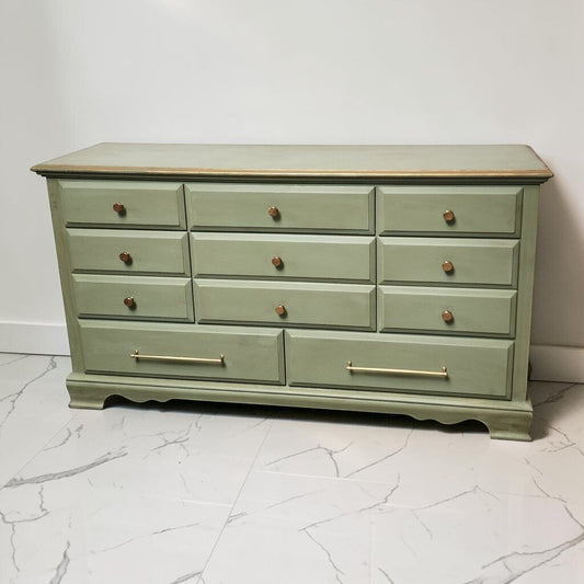 8585 Shabby Sage 9 Drawer #Dresser Used ~ FURNITURE