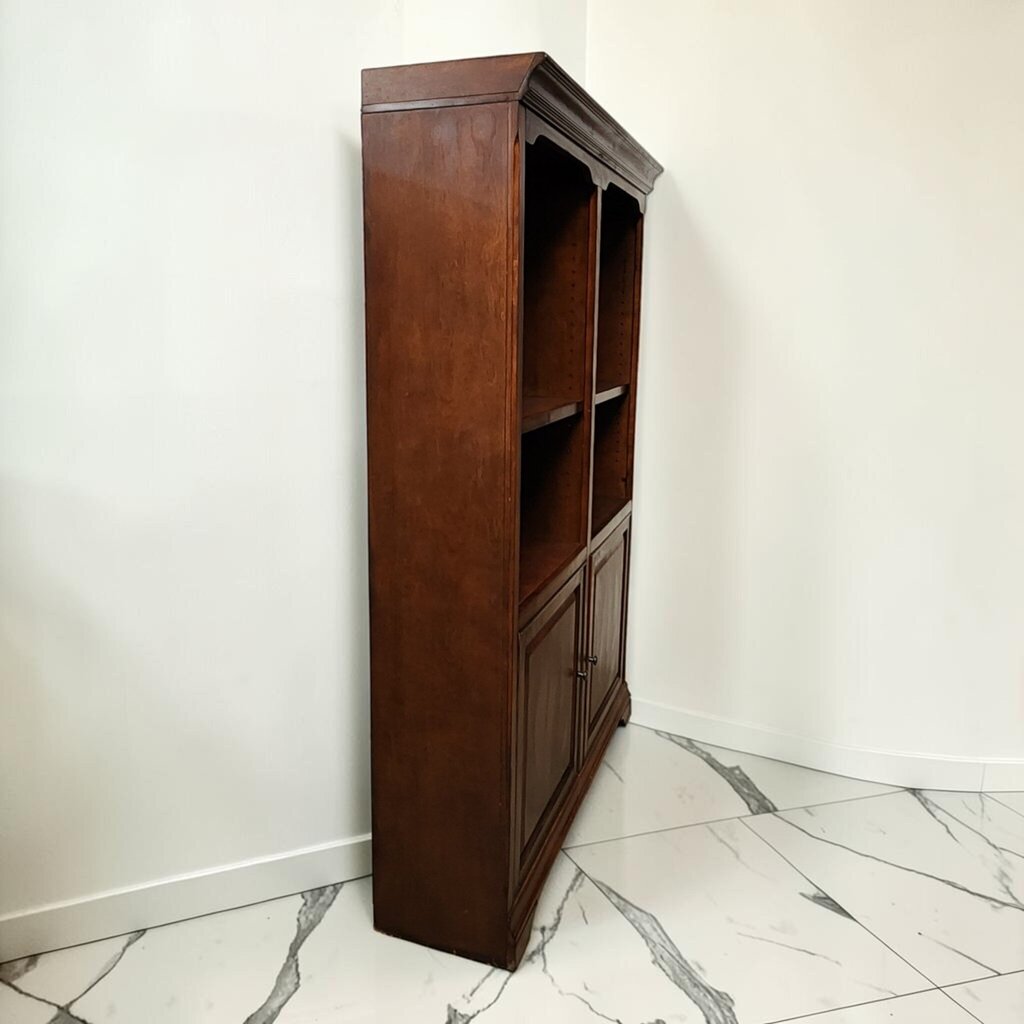 8586 Traditional Two-Bay #Bookcase with Lower Cabinets