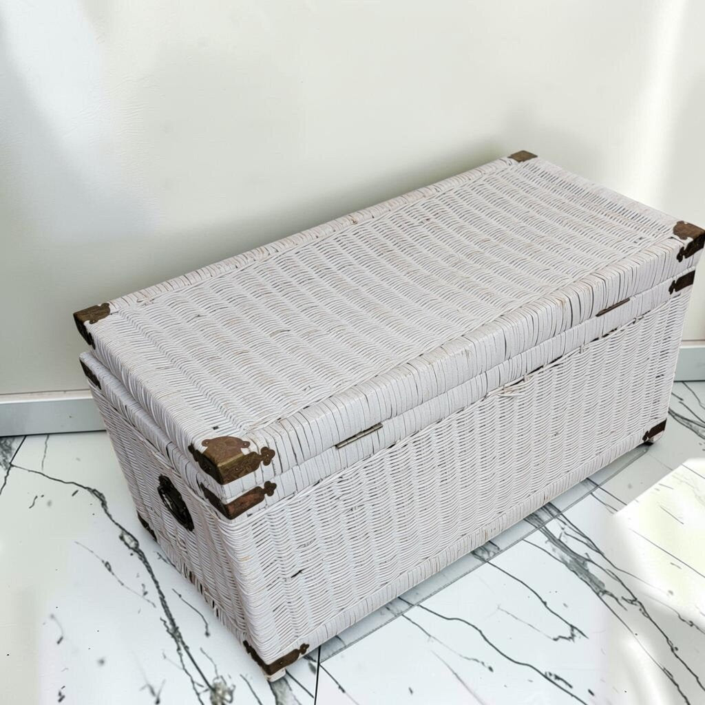 8602 Wicker Storage #Trunk with Brass-Tone Accents