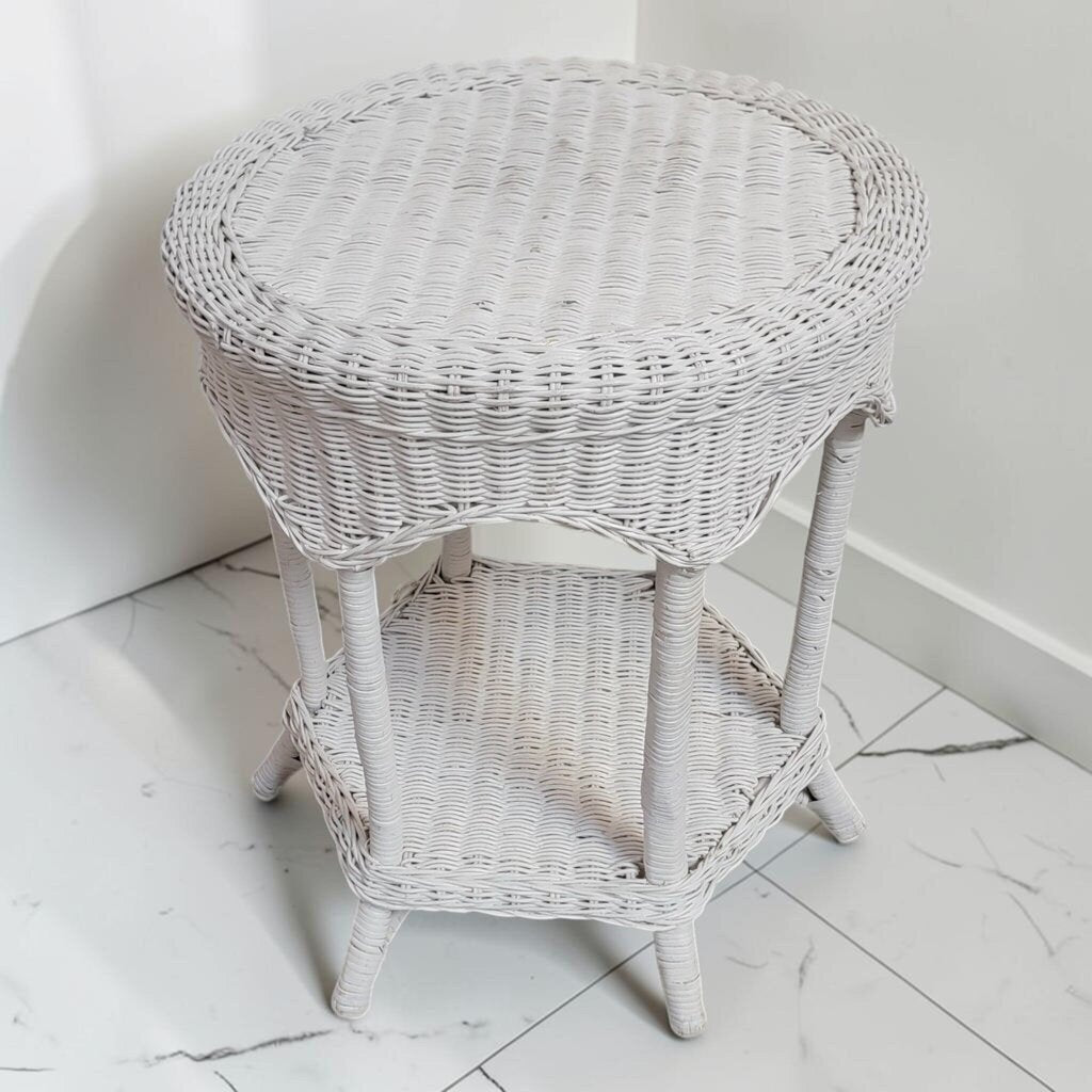 8606 White Wicker Side #Table