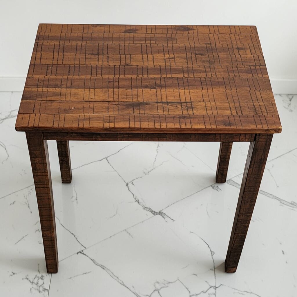 8620 Rustic Saw-Mark Accent Table