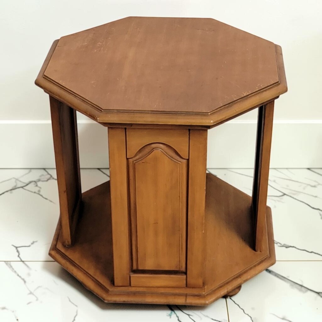8621 Vintage Octagon Accent Table