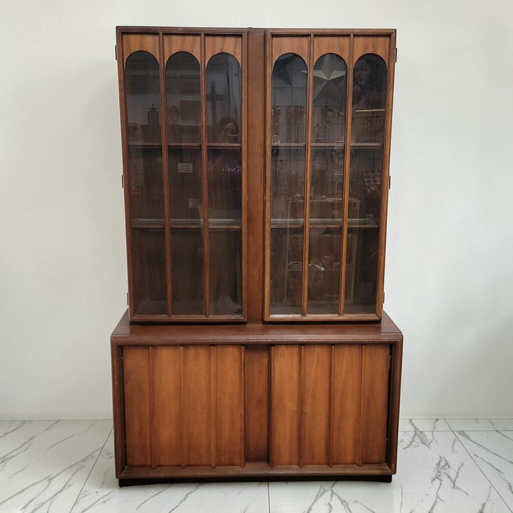 8626 Mid Century Modern Arched Glass Hutch and Slatted #Credenza