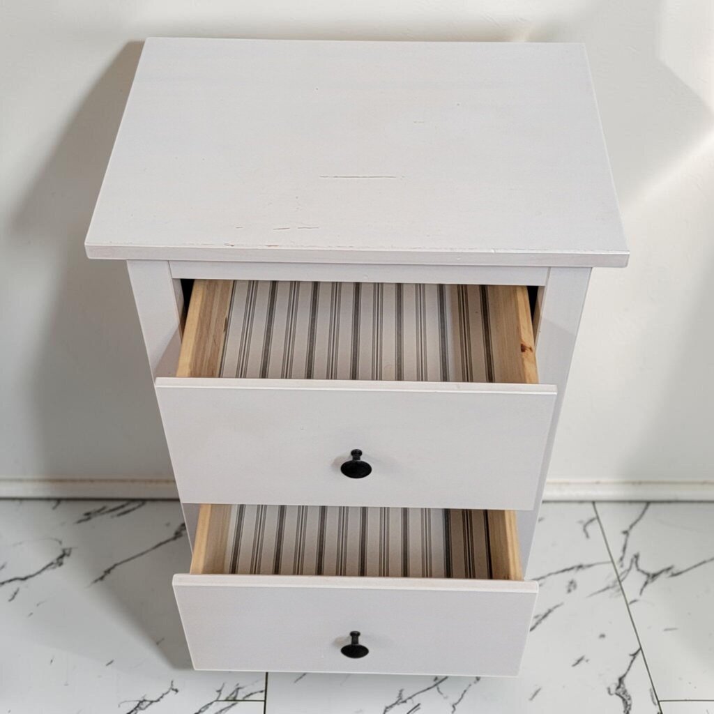 8627 2 Drawer White Nightstand