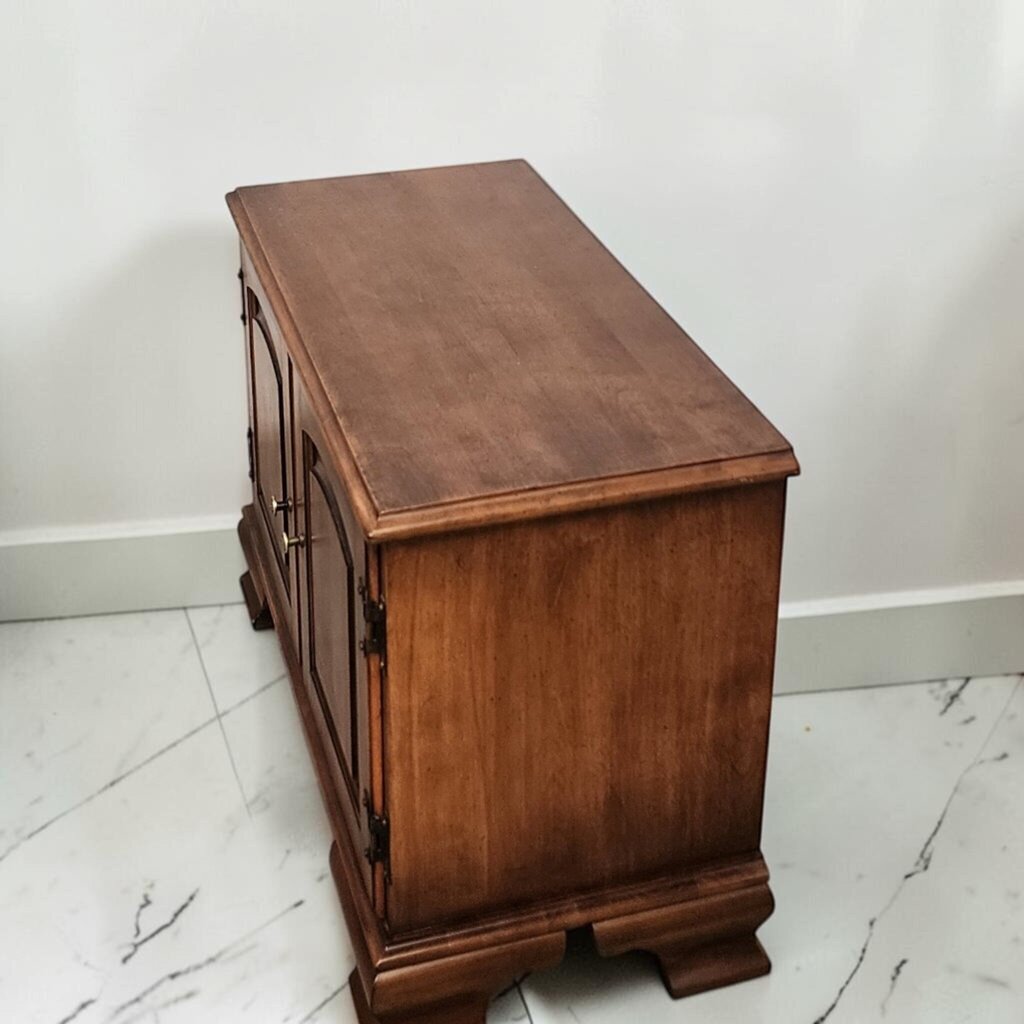 8647 Traditional Arched Panel Small Storage Cabinet