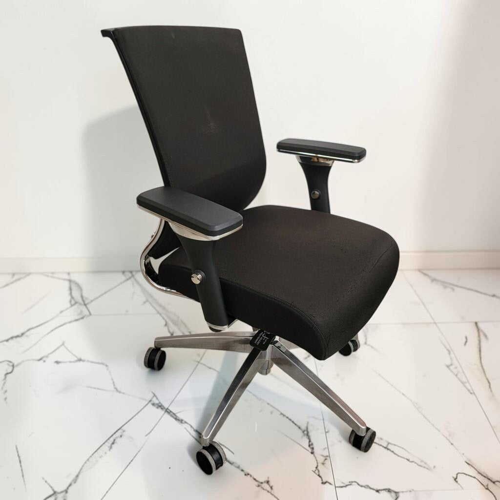 8656 Steelcase Please (Version 2) Task Chair